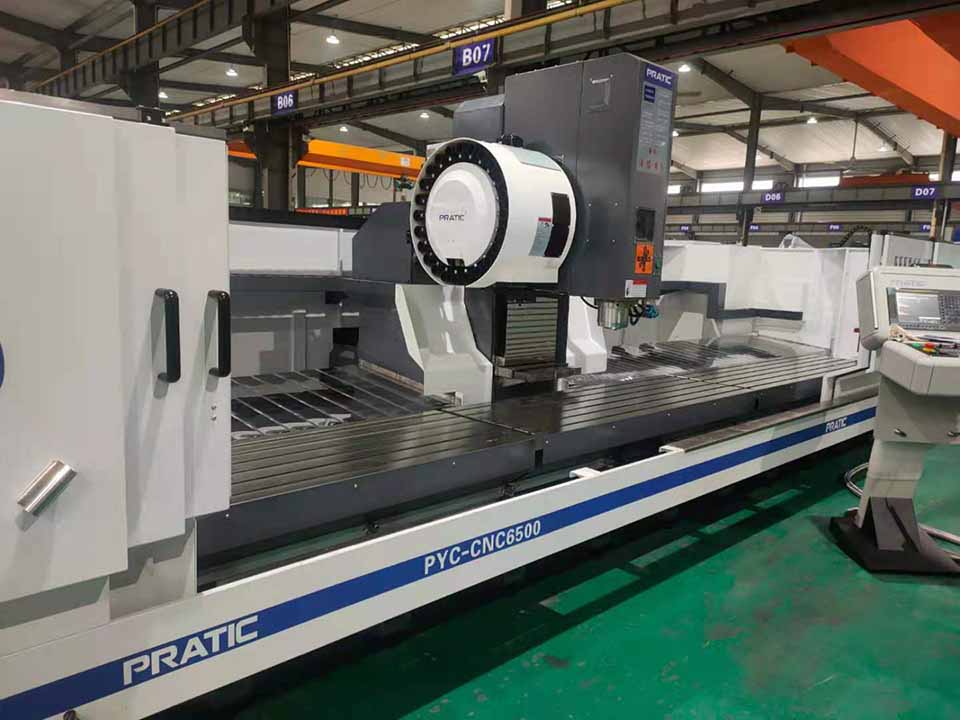 图为普拉迪立式型材加工中心PYC-CNC6500.jpg